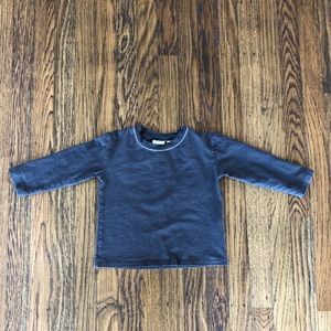 Zara dark grey long sleeve shirt 2-3 years 
Like new 
Smoke free pet free home